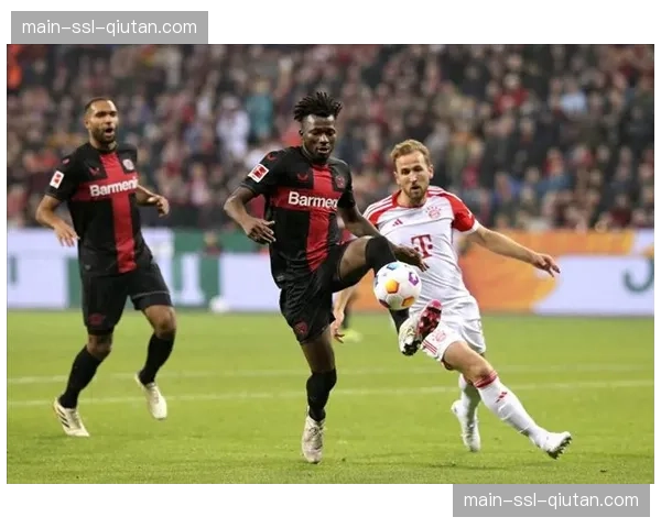 凯恩攻入赛季第25球,但拜仁友谊赛3-3战平布伦特福德 凯恩攻入赛季第25球,但拜仁友谊赛3-3战平布伦特福德