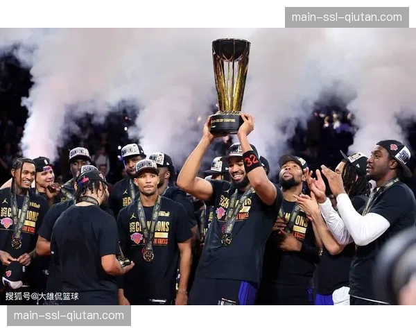 尼克斯市值突破100亿美元，连续两年登顶福布斯球队价值榜